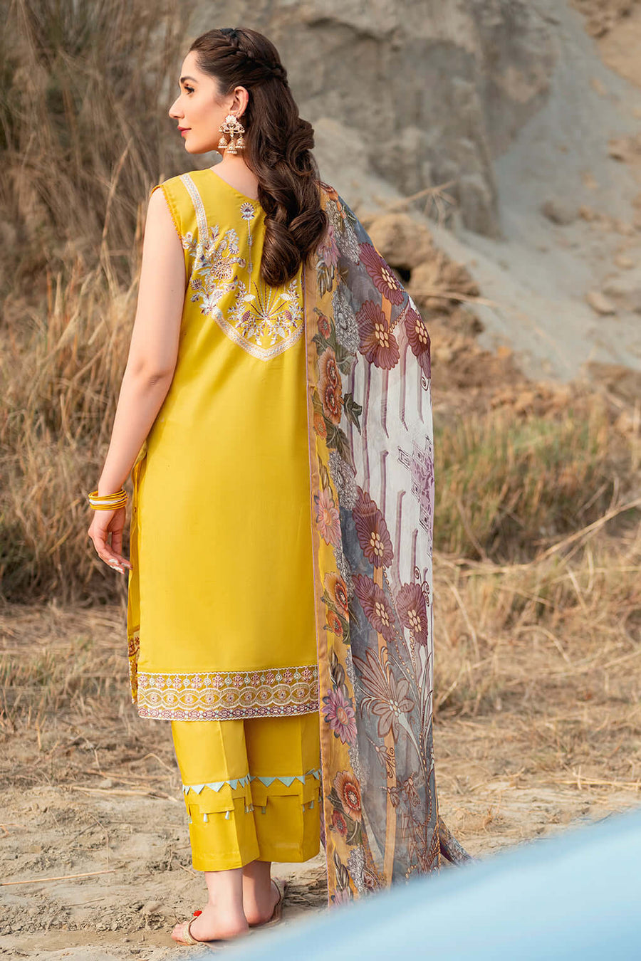 Ramsha Riwayat Embroidered Luxury Lawn Unstitched 3 Piece Suit Y-609
