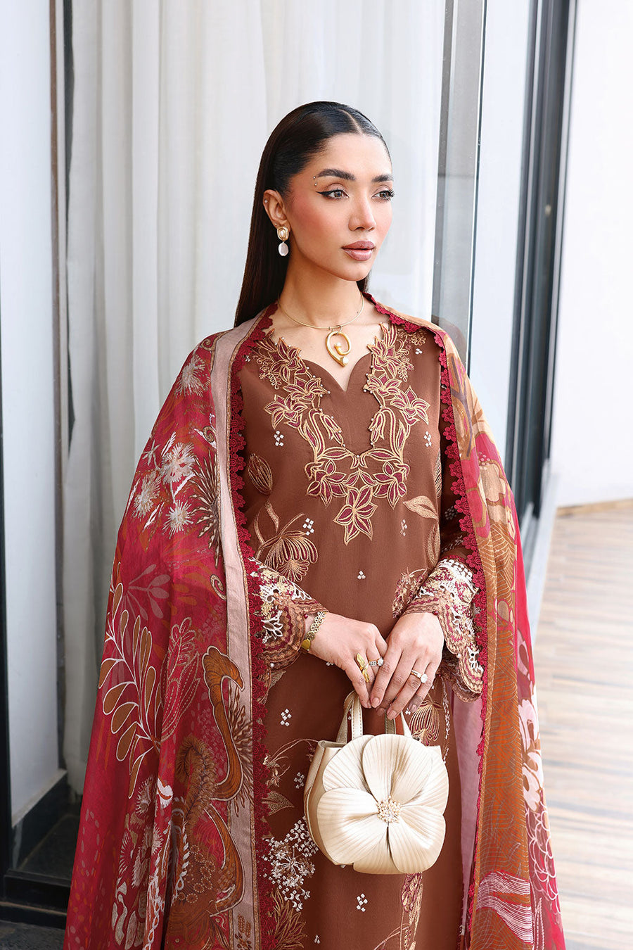 Ramsha Andaaz Vol-14 Embroidered Luxury Lawn Unstitched 3Pc Suit Z-1401