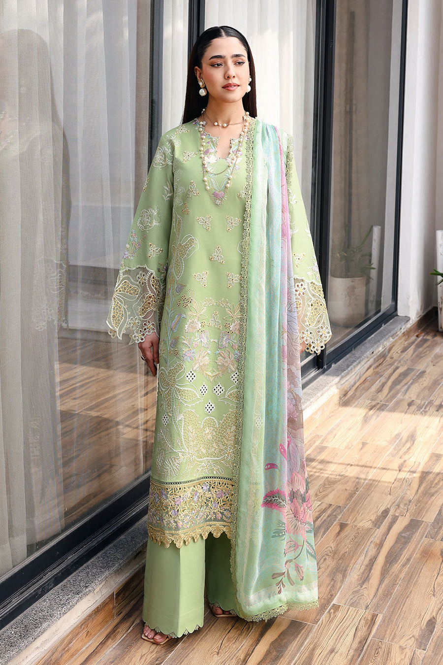 Ramsha Andaaz Vol-14 Embroidered Luxury Lawn Unstitched 3Pc Suit Z-1402