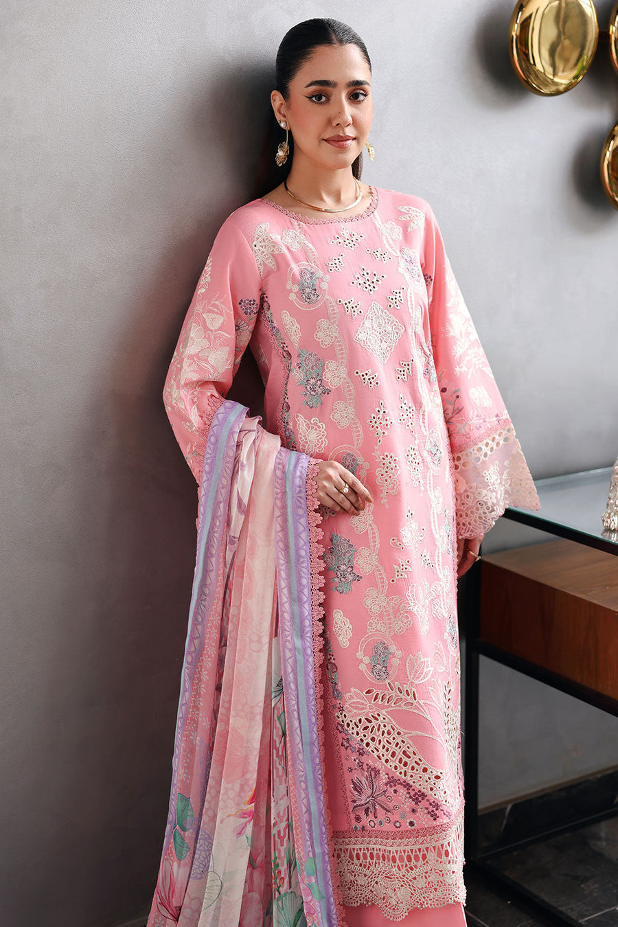 Ramsha Andaaz Vol-14 Embroidered Luxury Lawn Unstitched 3Pc Suit Z-1404