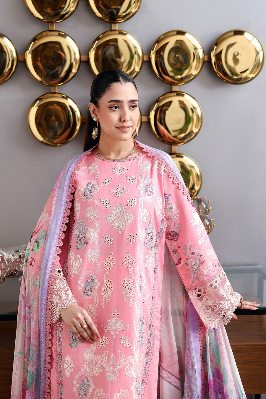 Ramsha Andaaz Vol-14 Embroidered Luxury Lawn Unstitched 3Pc Suit Z-1404
