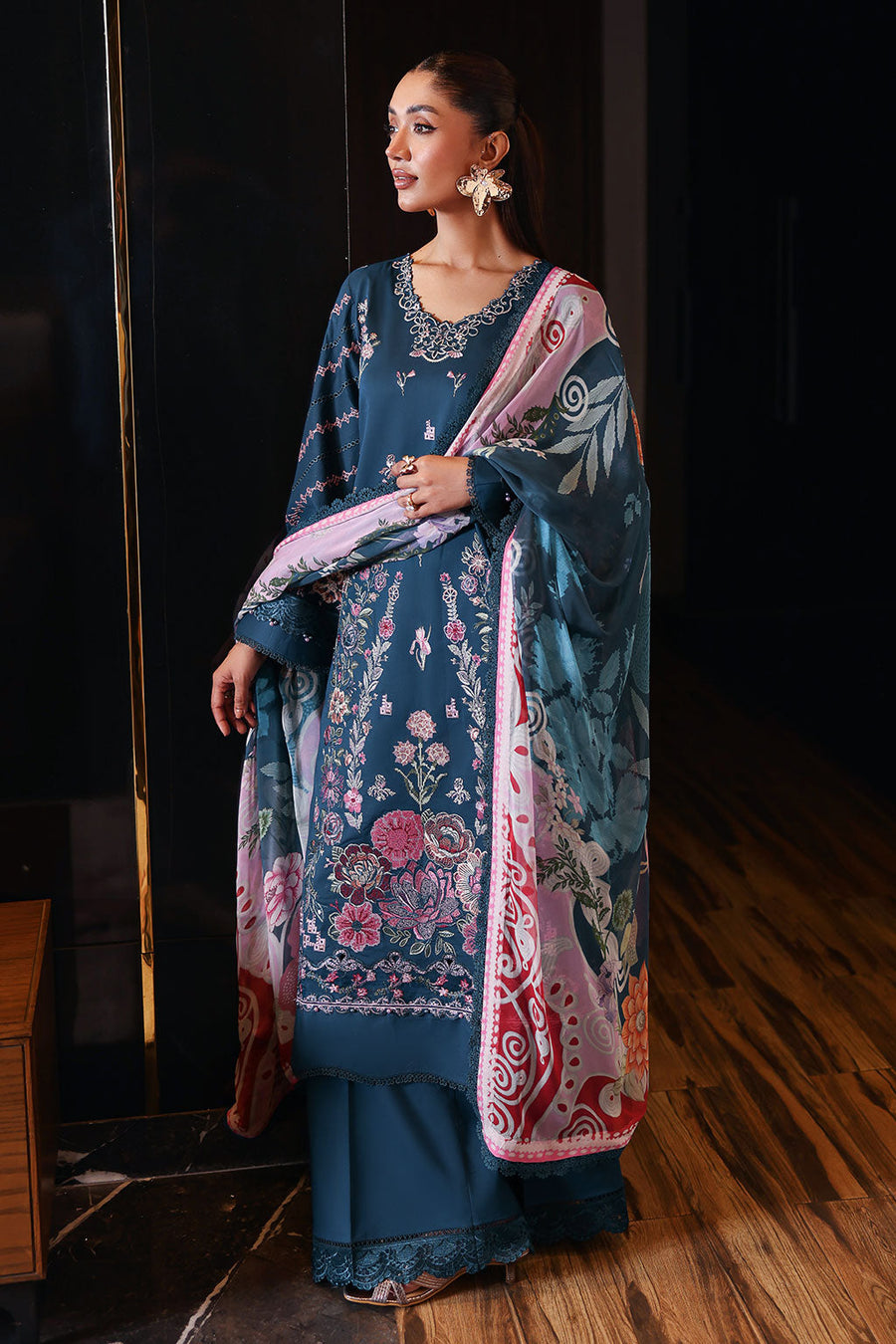 Ramsha Andaaz Vol-14 Embroidered Luxury Lawn Unstitched 3Pc Suit Z-1405