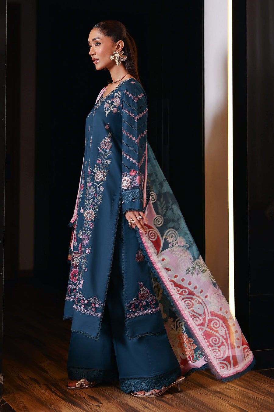 Ramsha Andaaz Vol-14 Embroidered Luxury Lawn Unstitched 3Pc Suit Z-1405