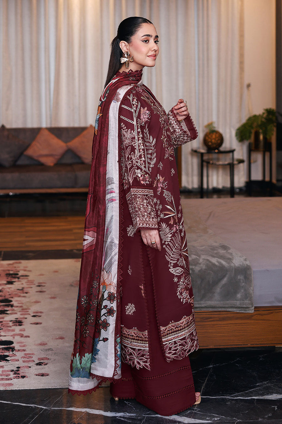 Ramsha Andaaz Vol-14 Embroidered Luxury Lawn Unstitched 3Pc Suit Z-1406