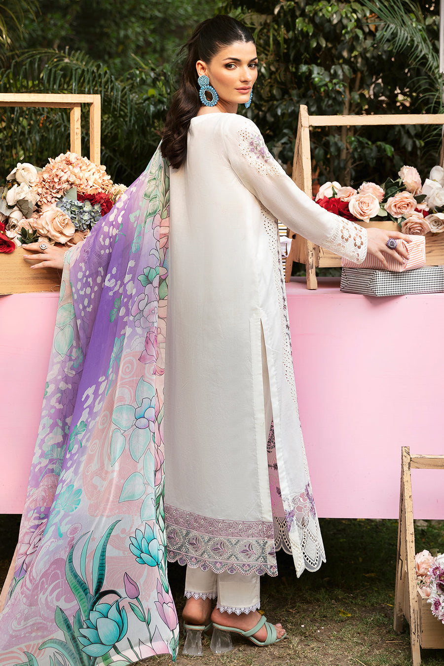 Ramsha Andaaz Vol-09 Embroidered Luxury Lawn Unstitched 3Pc Suit Z-908