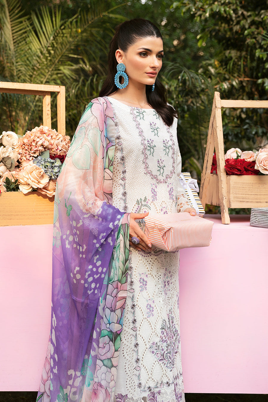 Ramsha Andaaz Vol-09 Embroidered Luxury Lawn Unstitched 3Pc Suit Z-908