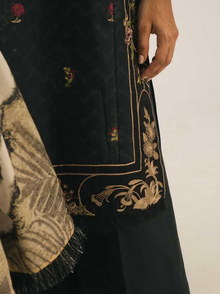 Coco by Zara Shahjahan Embroidered Lawn Unstitched 3 Piece Suit D-01B