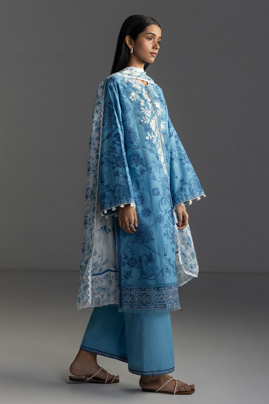 Coco by Zara Shahjahan Embroidered Lawn Unstitched 3Pc Suit D-03A AVIONA