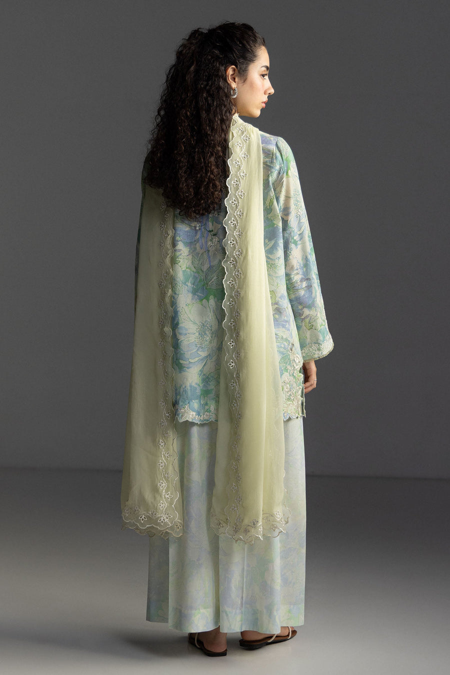 Coco by Zara Shahjahan Embroidered Lawn Unstitched 3Pc Suit D-06A AIRA