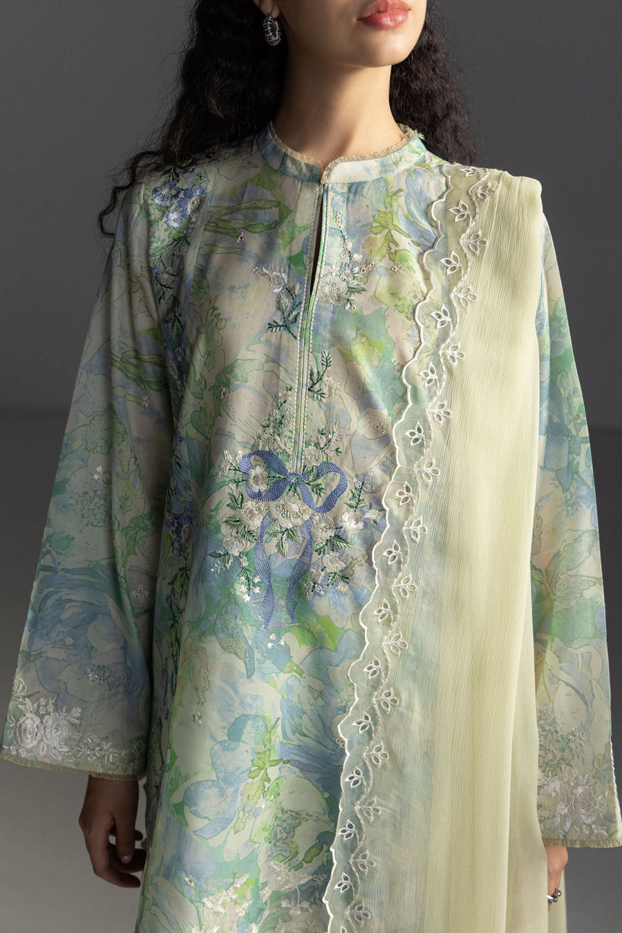 Coco by Zara Shahjahan Embroidered Lawn Unstitched 3Pc Suit D-06A AIRA