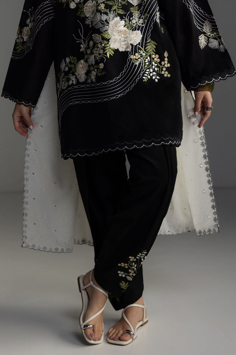 Coco by Zara Shahjahan Embroidered Lawn Unstitched 3Pc Suit D-09A EVIA