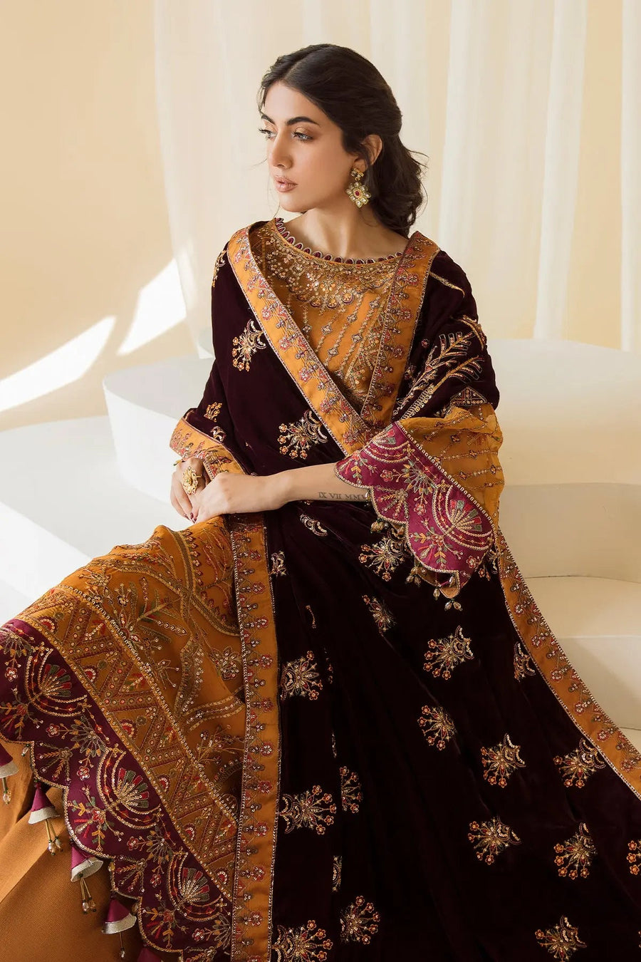 AF-UF-9012-Zar Begum Velvet