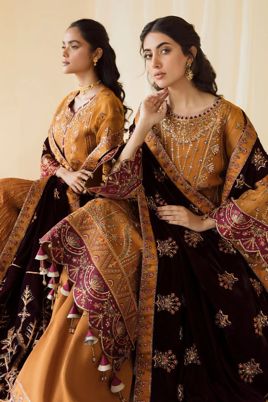 AF-UF-9012-Zar Begum Velvet