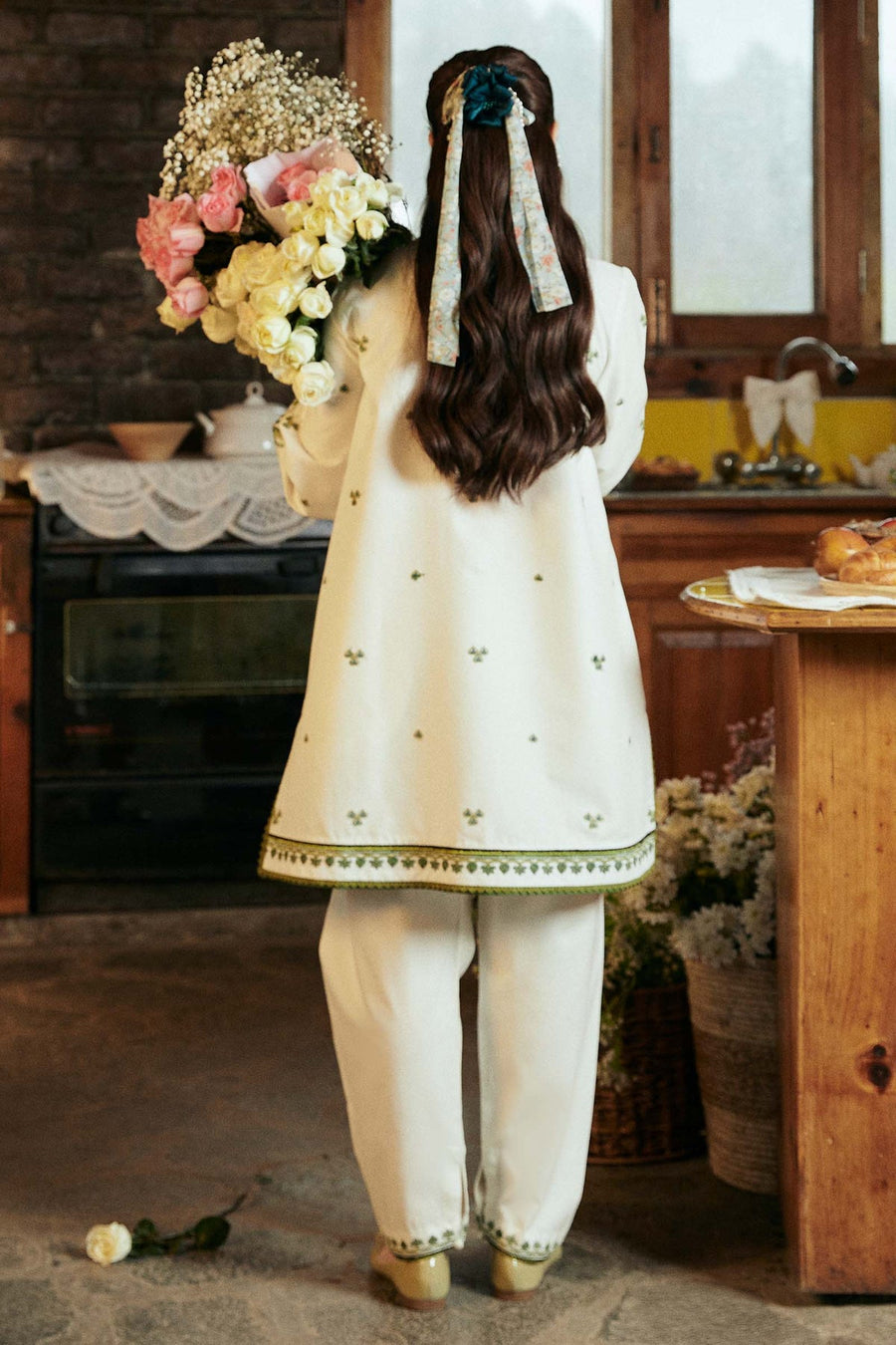 Coco by Zara Shahjahan Embroidered Lawn Unstitched 3Pc Suit D-07A ARELA