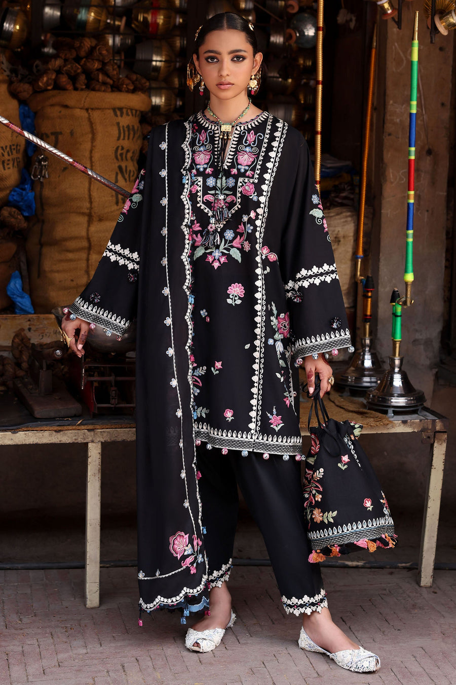 ZAHA Festive Embroidered Lawn Unstitched 3Pc Suit ZF-25-07 ZEENAT