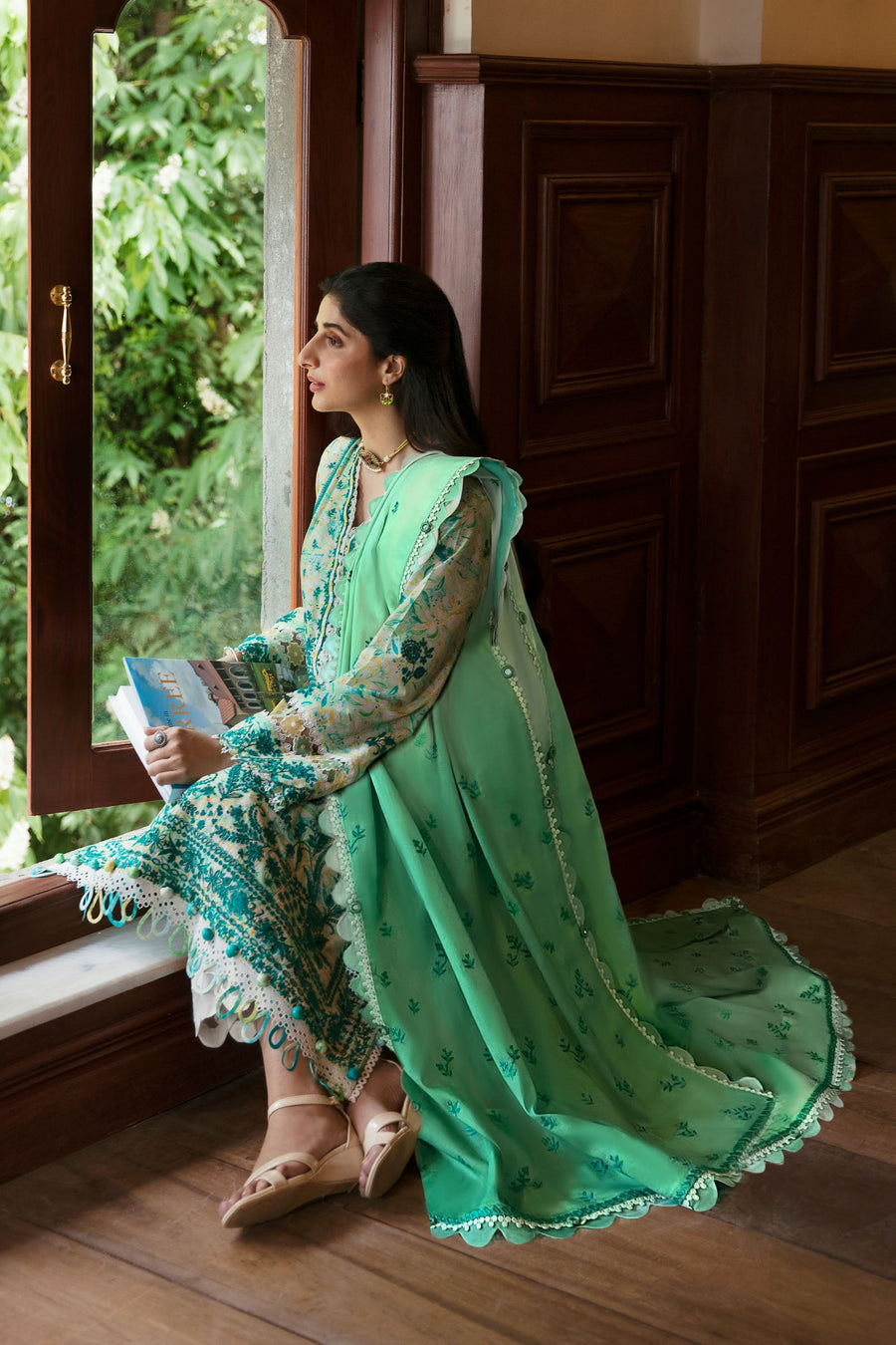 ZAHA by Khadijah Shah Festive Lawn Unstitched 3Pc Suit ZF23-09 SENA