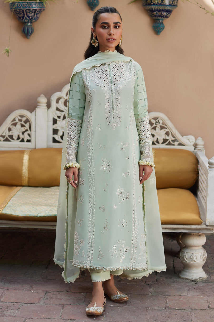 ZAHA Festive Embroidered Lawn Unstitched 3Pc Suit ZF24-02 AIRA