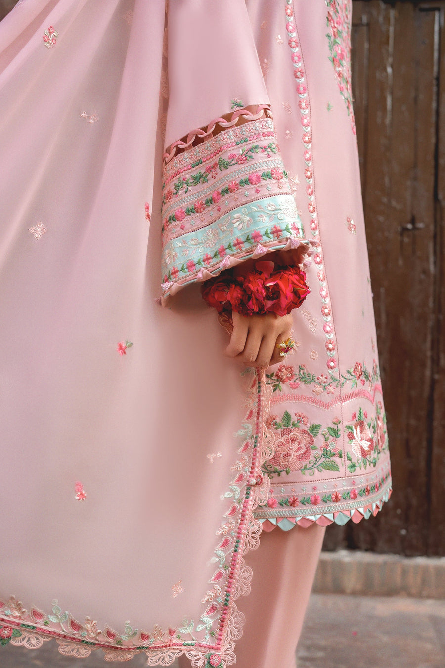 ZAHA Festive Embroidered Lawn Unstitched 3Pc Suit ZF24-07 AYSEL