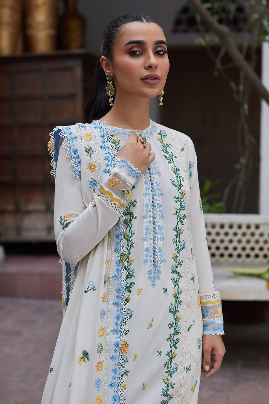 ZAHA Festive Embroidered Lawn Unstitched 3Pc Suit ZF24-08 LEYA