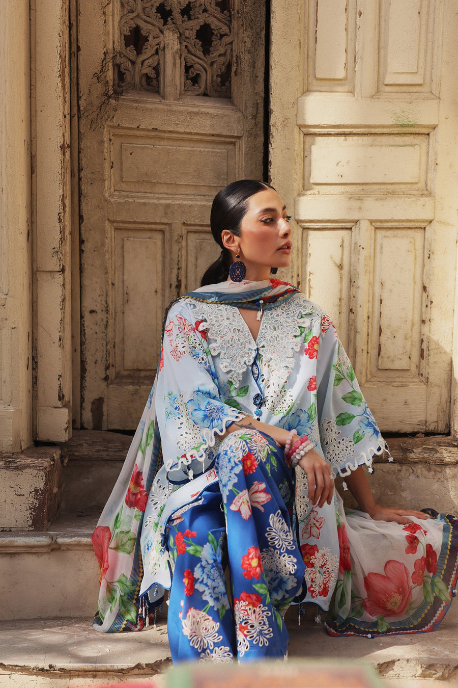 Wildflower by ZAHA Embroidered Lawn Unstitched 3Pc Suit ZF26-02 BLUE POPPY
