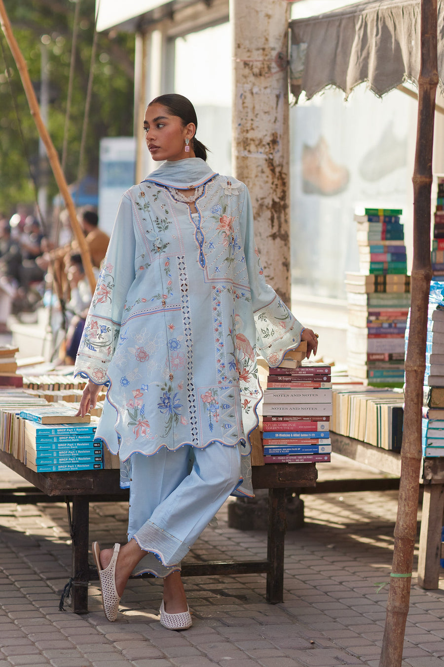 Wildflower by ZAHA Embroidered Lawn Unstitched 3Pc Suit ZF26-10 FORGET ME NOT BREEZE