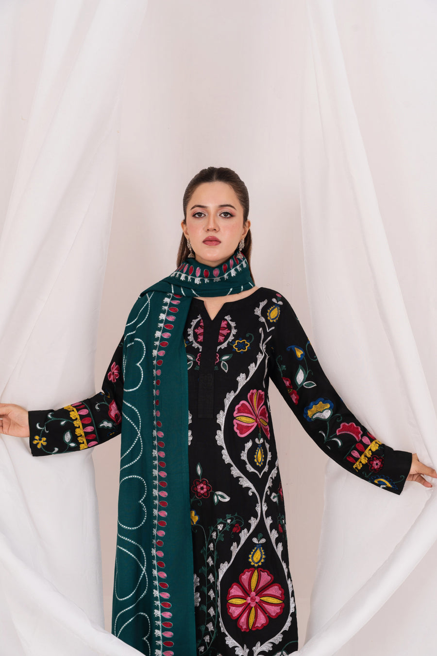 Feathers Fully Embroidered Dhanak Unstitched 3Pc Suit ZIVREL-FT556