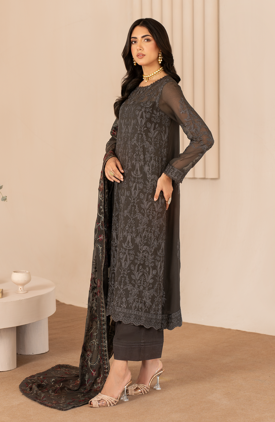 Zarif Thread Works Embroidered Chiffon Unstitched 3Pc Suit ZL-01 FAHIMA