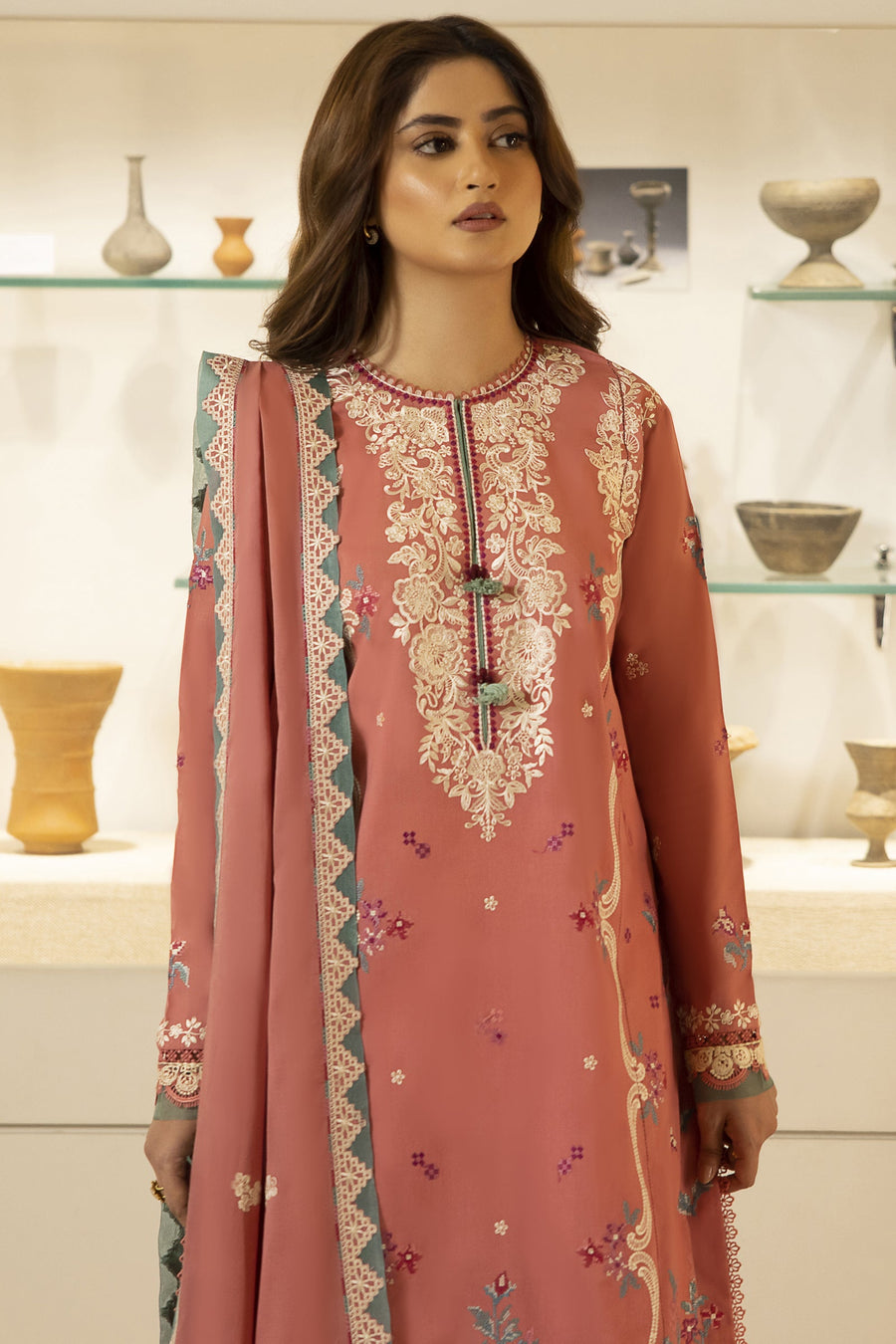Zaha By Khadijah Shah Embroidered Lawn Unstitched 3Pc Suit ZL24-02B LARMINA