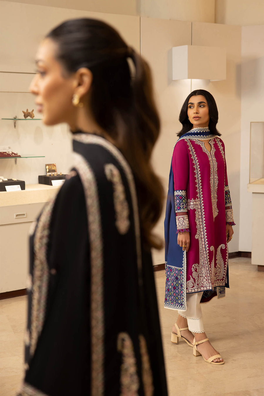 Zaha By Khadijah Shah Embroidered Lawn Unstitched 3Pc Suit ZL24-06B FERYA