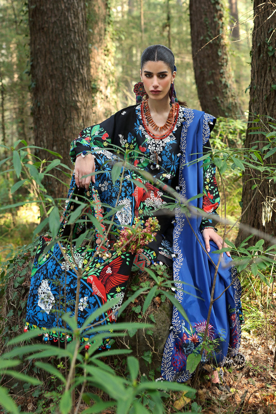 ZAHA Neelum Embroidered Lawn Unstitched 3Pc Suit ZL25-03A WHITE SOLANA