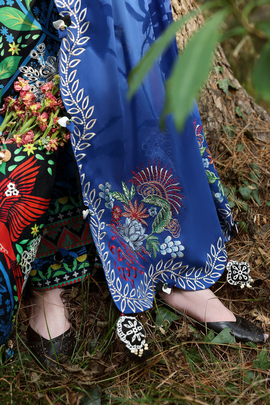 ZAHA Neelum Embroidered Lawn Unstitched 3Pc Suit ZL25-03A WHITE SOLANA