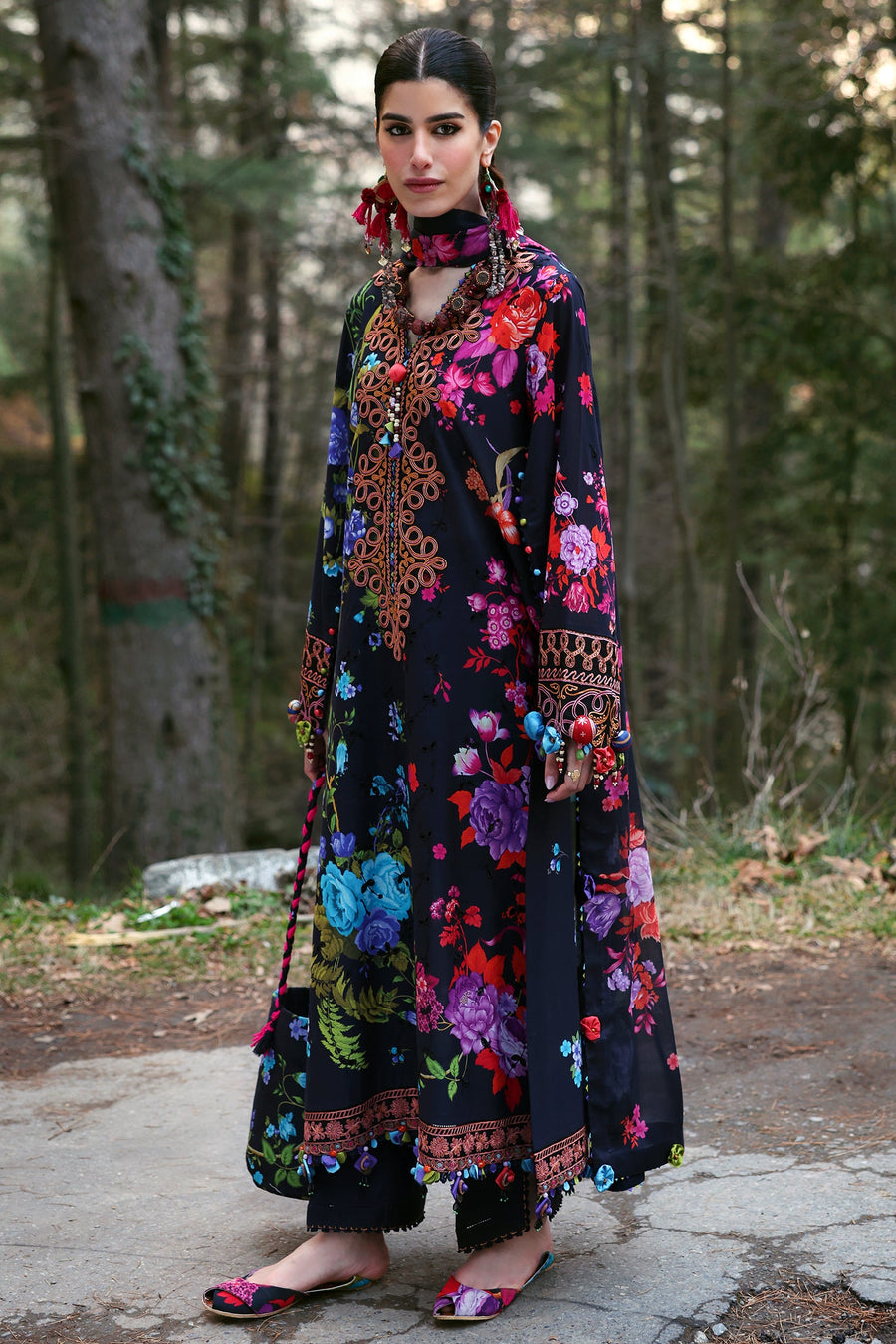 ZAHA Neelum Embroidered Lawn Unstitched 3Pc Suit ZL25-07A ALYA