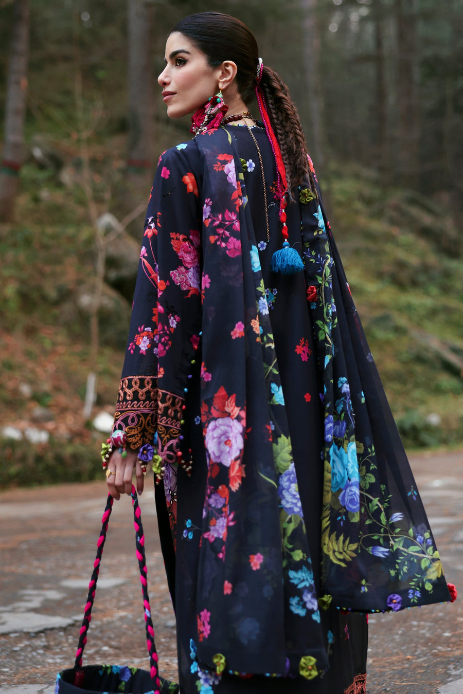 ZAHA Neelum Embroidered Lawn Unstitched 3Pc Suit ZL25-07A ALYA