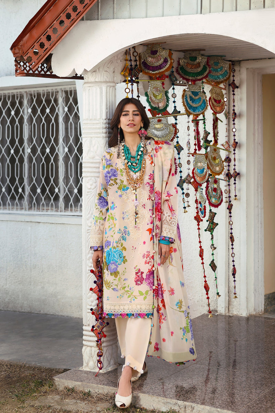 ZAHA Neelum Embroidered Lawn Unstitched 3Pc Suit ZL25-07B ALYA