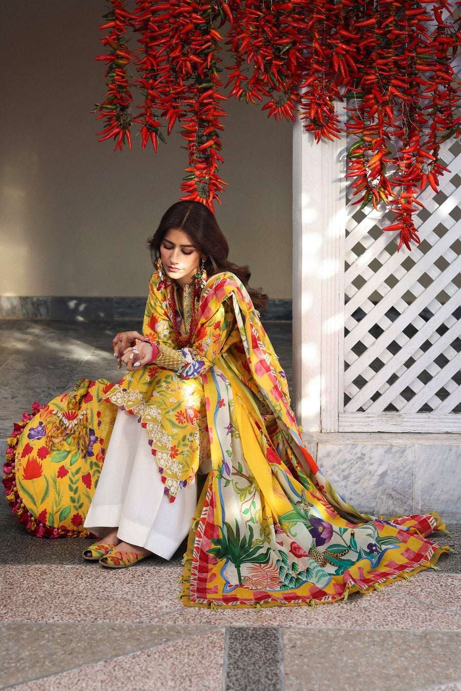 ZAHA Neelum Embroidered Lawn Unstitched 3Pc Suit ZL25-08A ZARAAH
