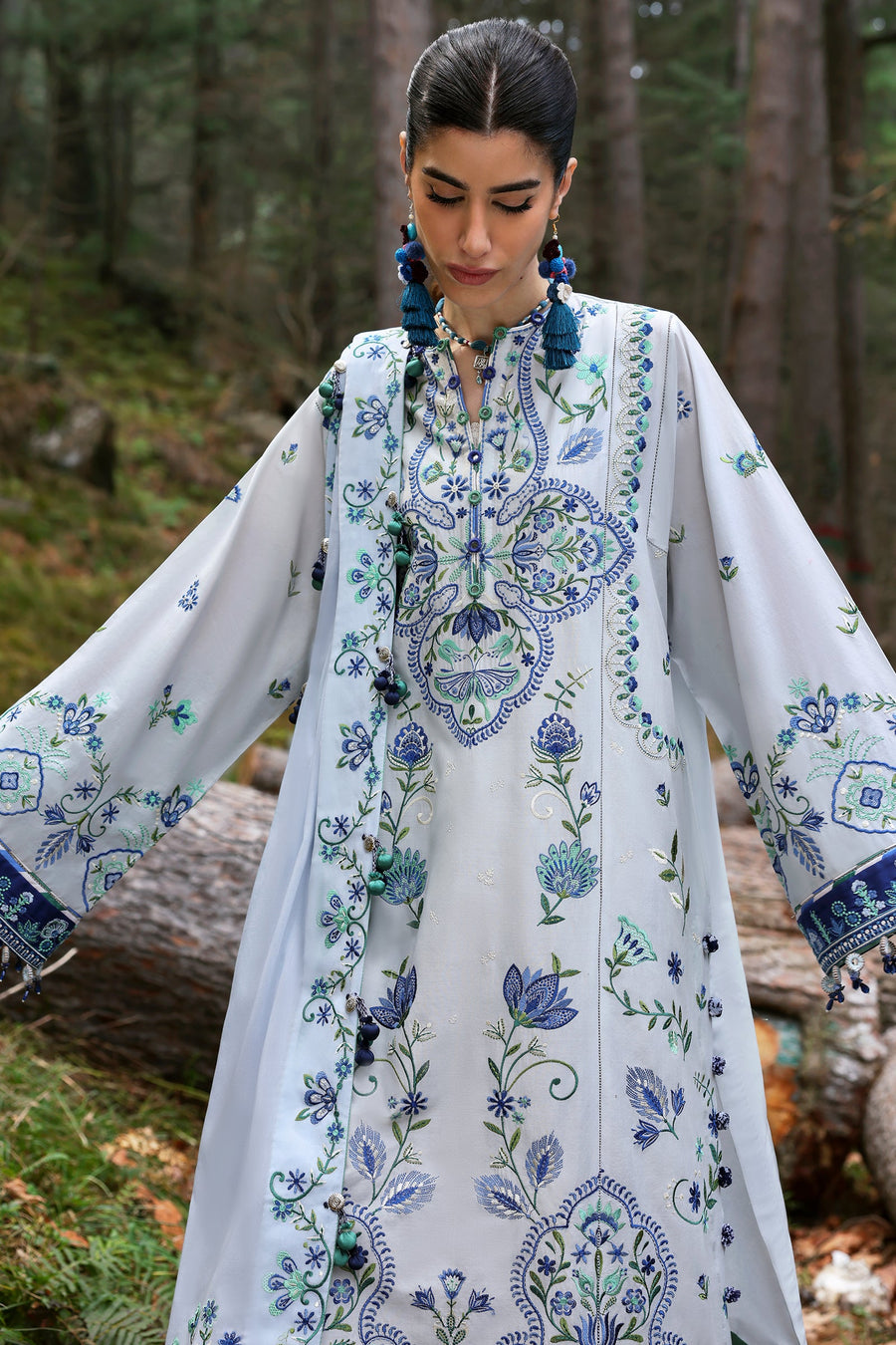 ZAHA Neelum Embroidered Lawn Unstitched 3Pc Suit ZL25-11A KASHUR