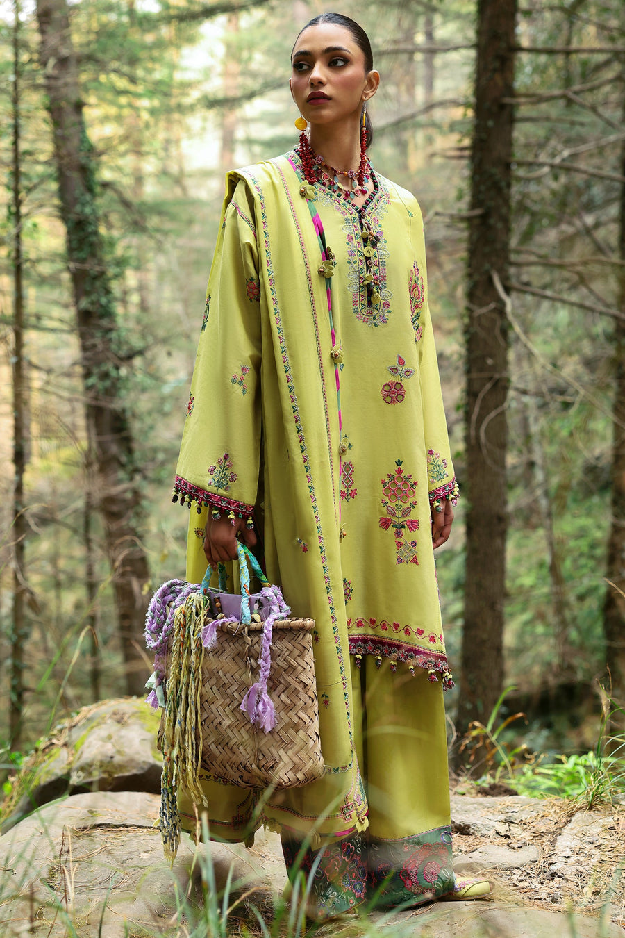 ZAHA Neelum Embroidered Lawn Unstitched 3Pc Suit ZL25-14B RHEA