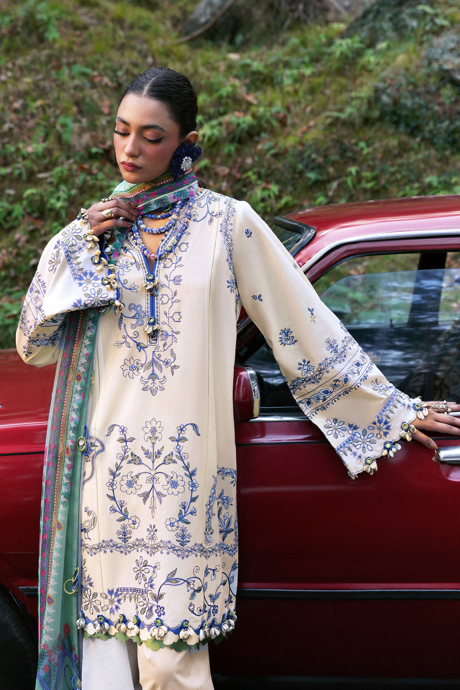 ZAHA Neelum Embroidered Lawn Unstitched 3Pc Suit ZL25-15A MAYA