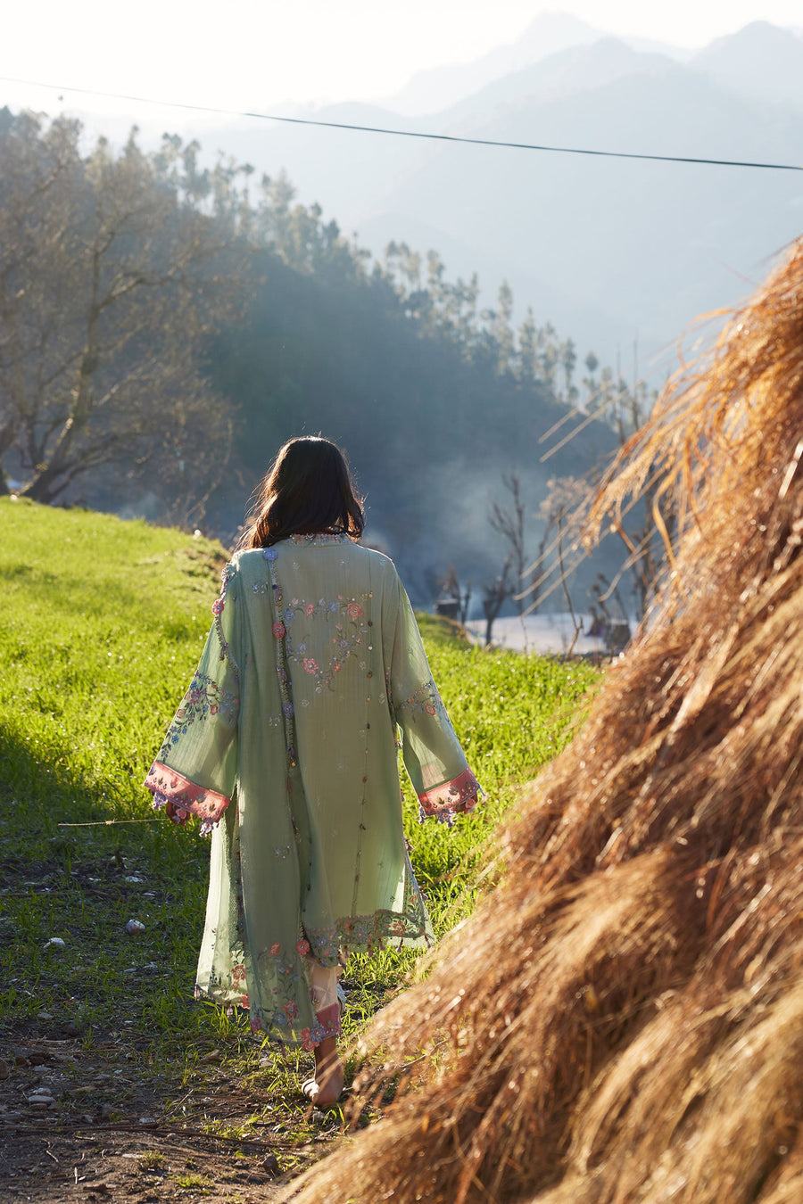 ZAHA Meili Festive Embroidered Lawn Unstitched 3Pc Suit ZL26-01B RUÌMĚI