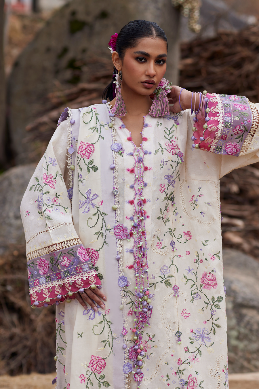 ZAHA Meili Festive Embroidered Lawn Unstitched 3Pc Suit ZL26-03A HUĀ YÙN