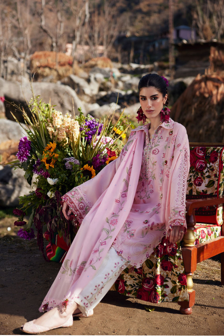ZAHA Meili Festive Embroidered Lawn Unstitched 3Pc Suit ZL26-06B BÌ YÙN