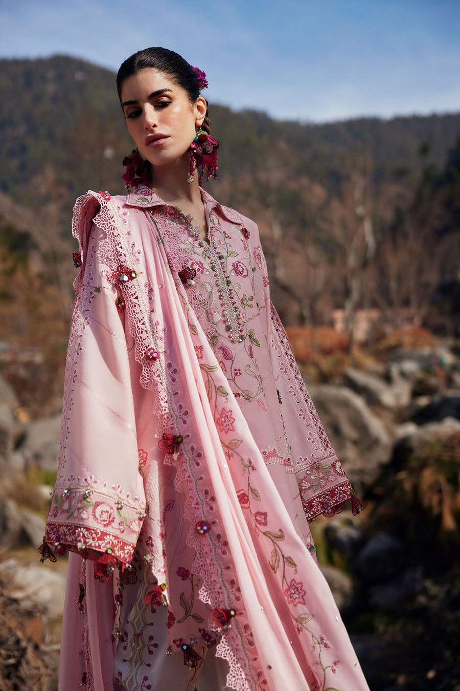 ZAHA Meili Festive Embroidered Lawn Unstitched 3Pc Suit ZL26-06B BÌ YÙN