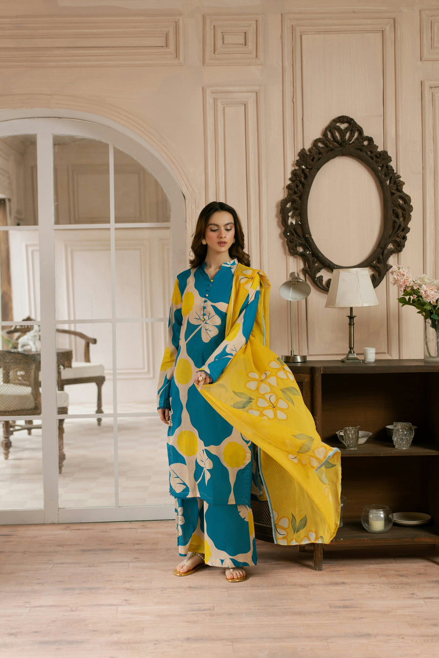 Feathers Dewdrop Unstitched Digital Printed Lawn 3Pc Suit ZORAIN-FT472