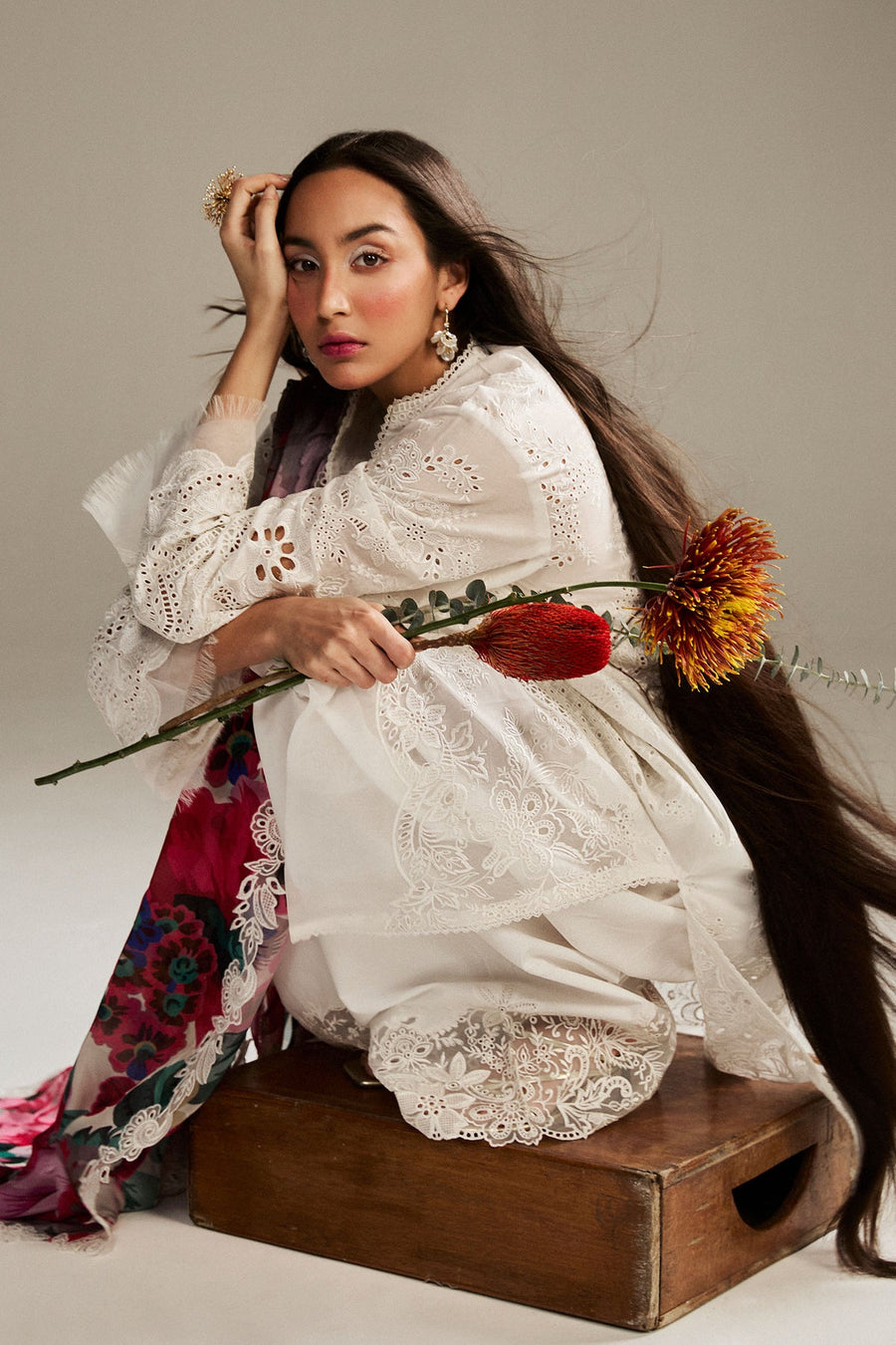 Zara Shahjahan Satori Embroidered Lawn Unstitched 3Pc Suit D-01A KAORI