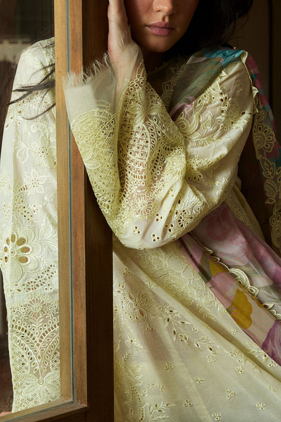 Zara Shahjahan Satori Embroidered Lawn Unstitched 3Pc Suit D-01B KAORI