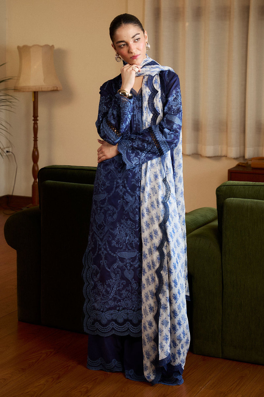 Zara Shahjahan Satori Embroidered Lawn Unstitched 3Pc Suit D-09B SEI