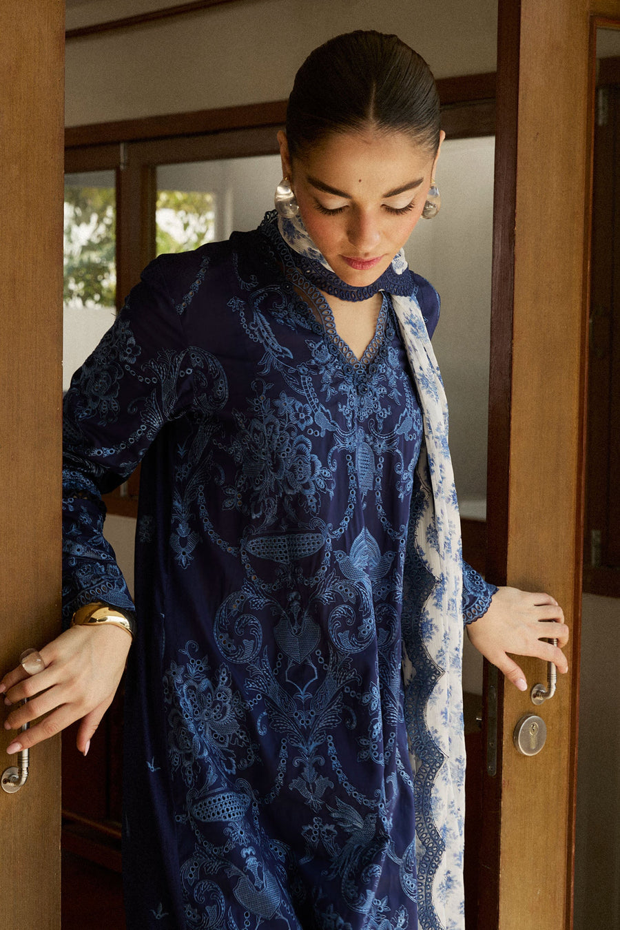 Zara Shahjahan Satori Embroidered Lawn Unstitched 3Pc Suit D-09B SEI