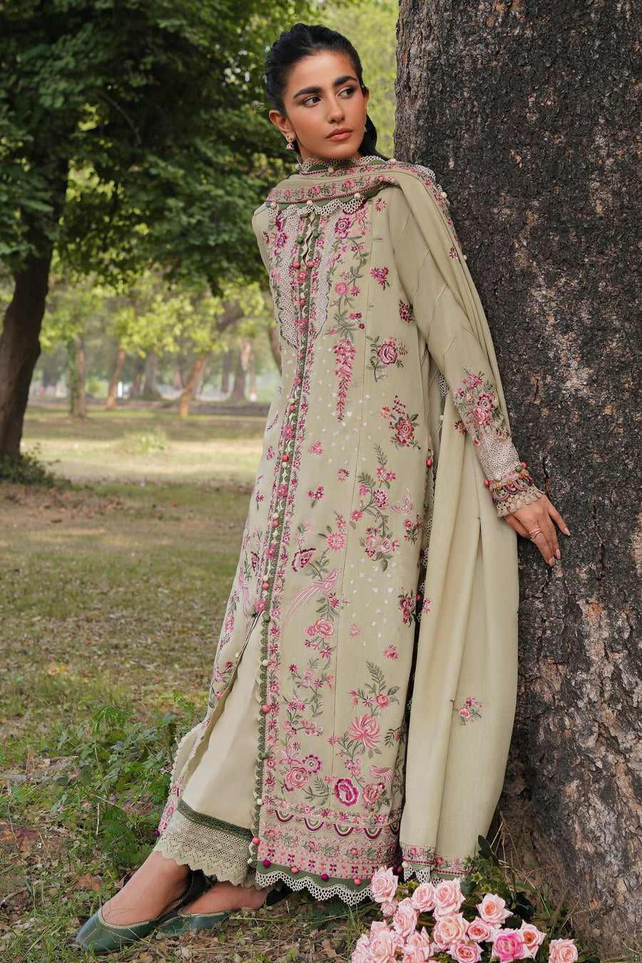ZAHA Embroidered Karandi Unstitched 3Pc Suit ZW2-23-01 SARV