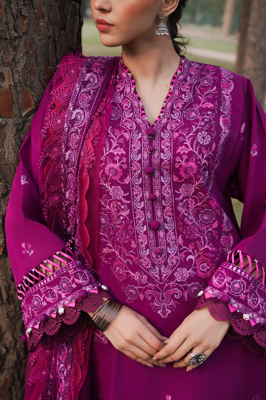 ZAHA Embroidered Slub Khaddar Unstitched 3Pc Suit ZW2-23-10 SOUZAN