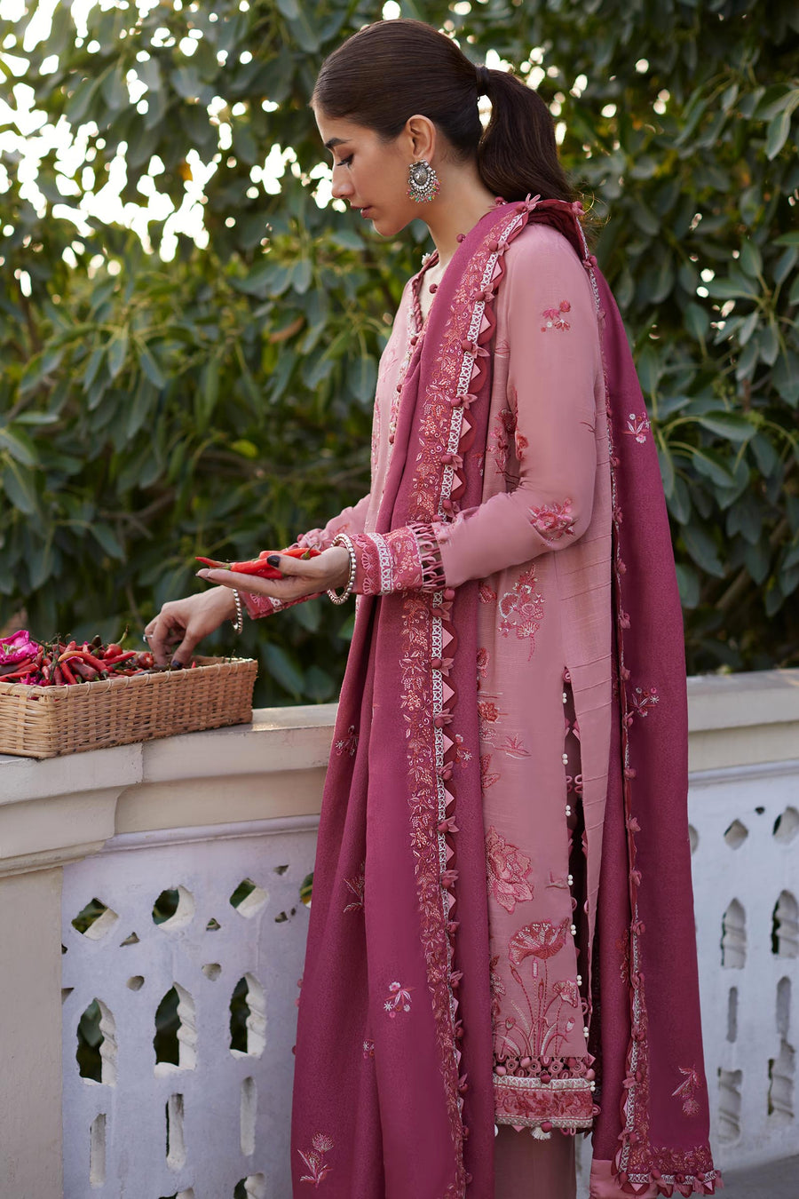ZAHA by Khadijah Shah Embroidered Khaddar Unstitched 3Pc Suit ZW23-08